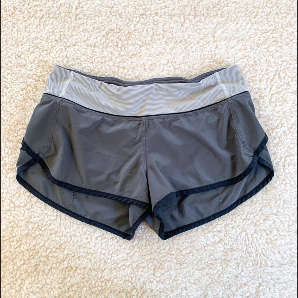 Lululemon Speed Short Low-Rise Lined True